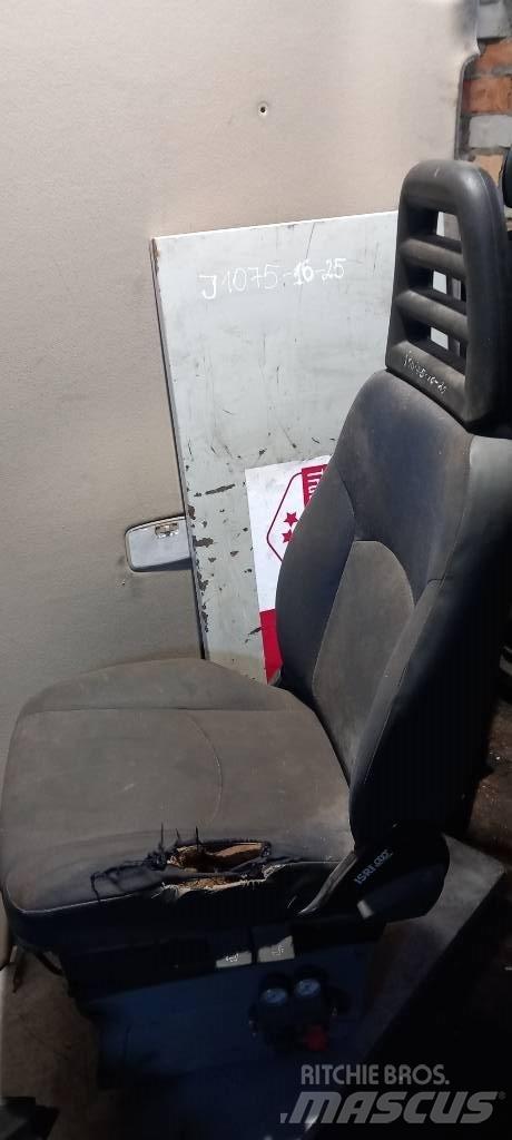 Iveco Daily.     3802247 Kabinler