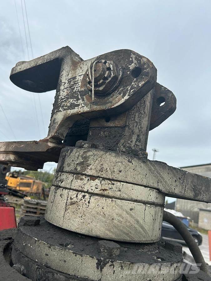 Liebherr 30t Polipler