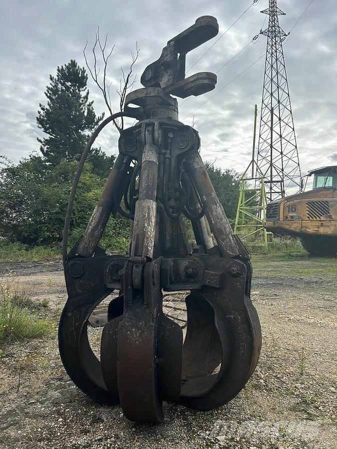 Liebherr 30t Polipler
