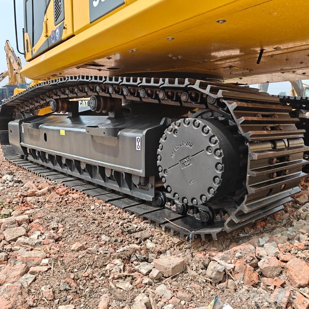 Komatsu 350-8 Paletli ekskavatörler