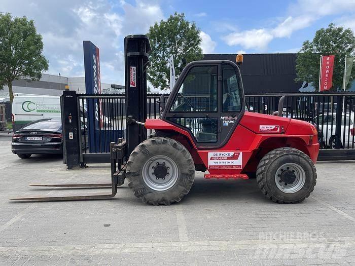 Manitou M50-4 Arazi tipi forklift