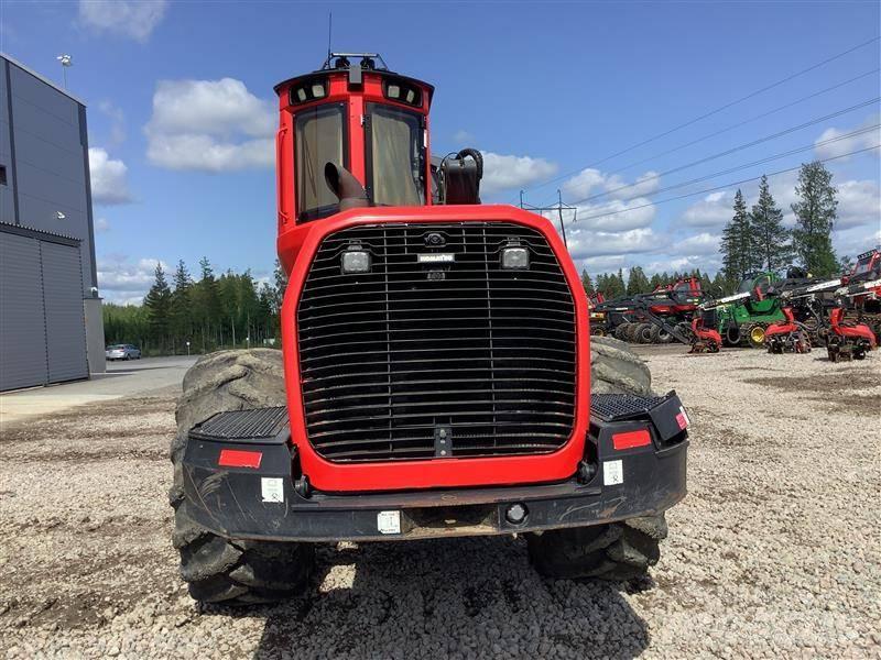 Komatsu 911 Biçerdöverler