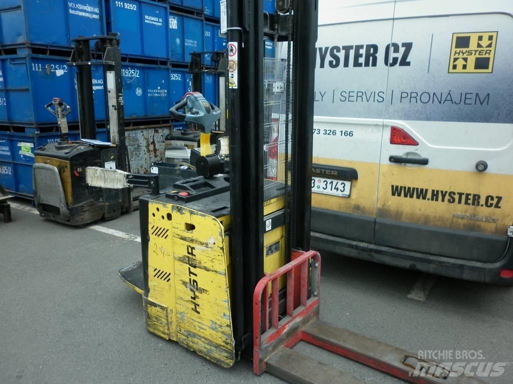 Hyster S1.5S Akülü depo ekipmanları