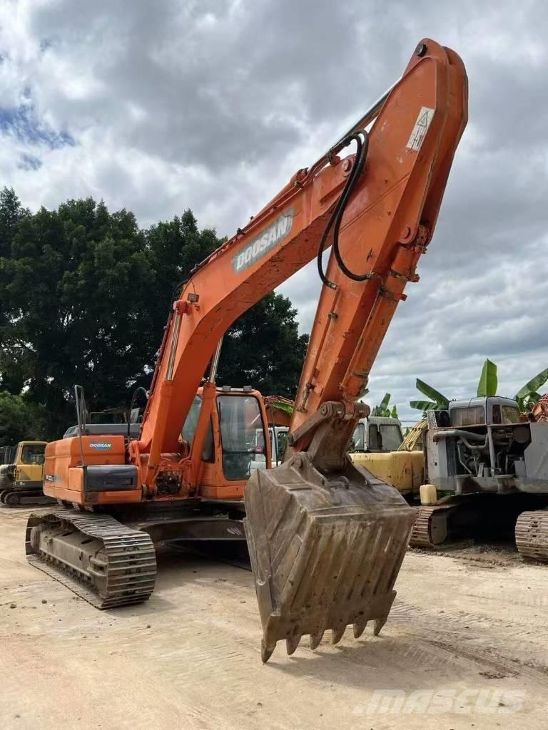 Doosan DX300LC Paletli ekskavatörler