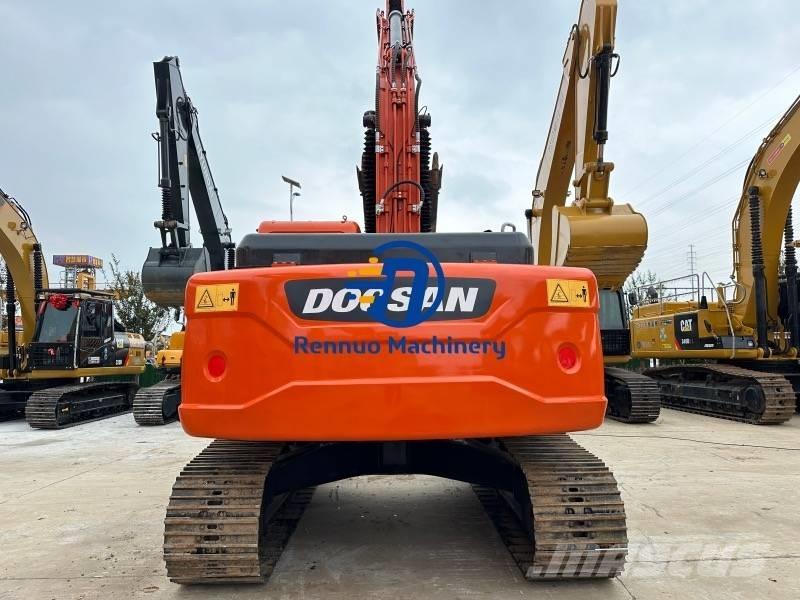 Doosan DX 225 LC-9C Paletli ekskavatörler