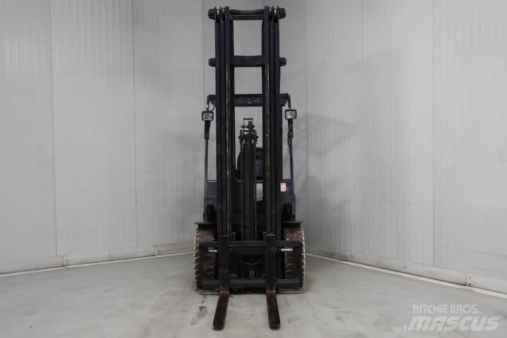 TCM FB30-7 Elektrikli forkliftler