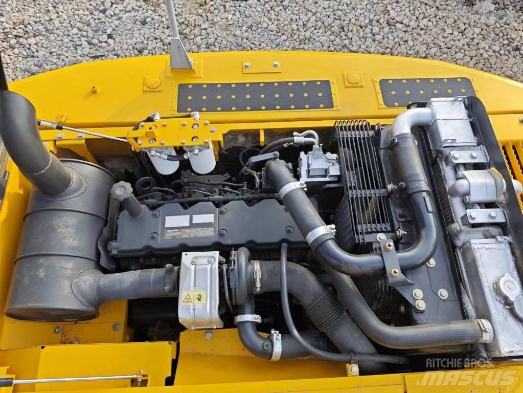 Komatsu PC 200 Paletli ekskavatörler
