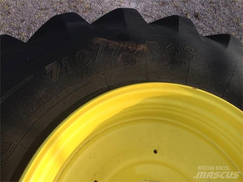 Michelin 710/70R42 Tekerlekler