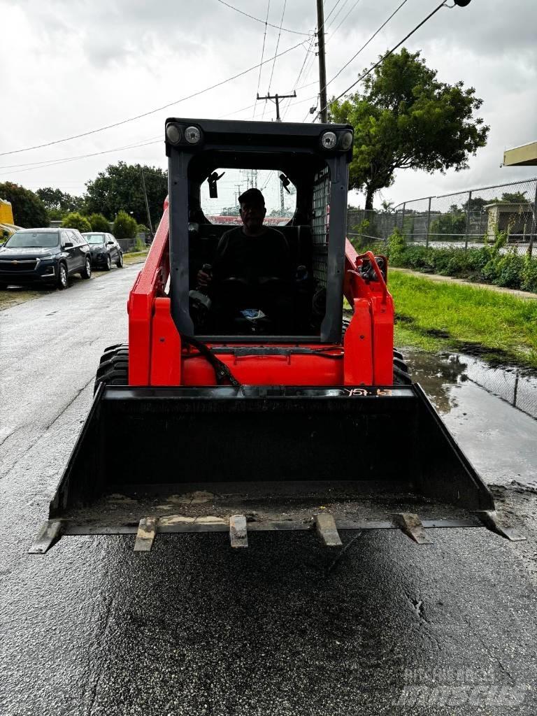 Kubota SSV 75 Skid steer loderler