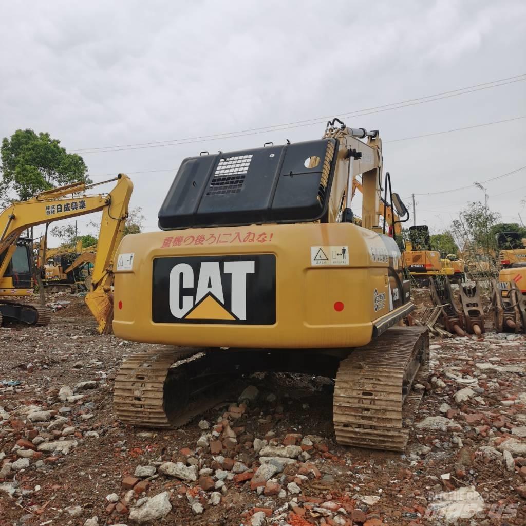 CAT 323DL Paletli ekskavatörler
