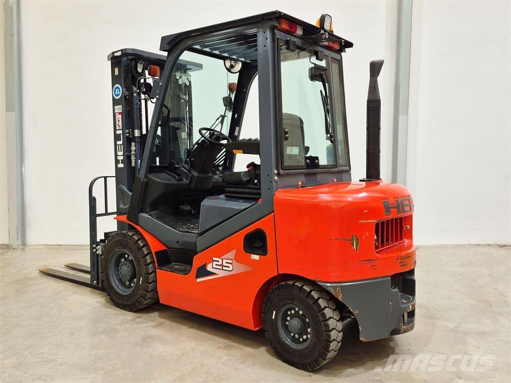 Heli CPCD25 XC26H Dizel forkliftler