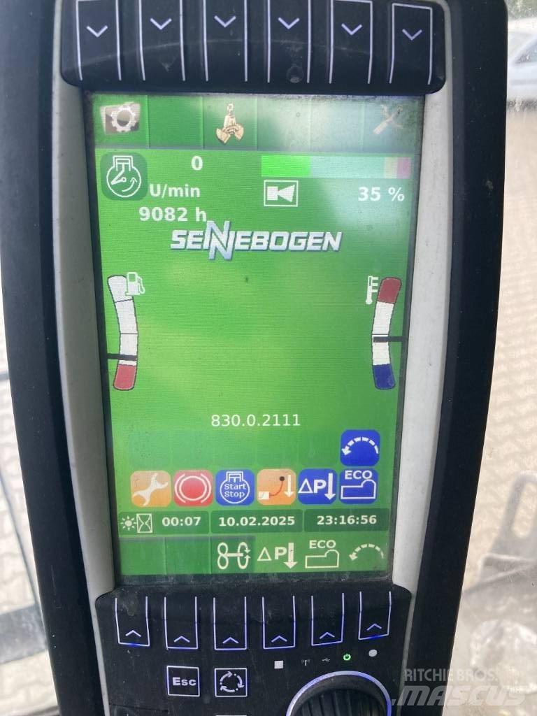 Sennebogen 830 M Atık taşıma araçları