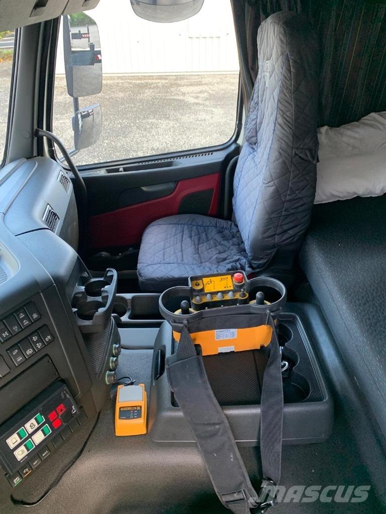 Bronto S90HLA Araç üstü platformlar