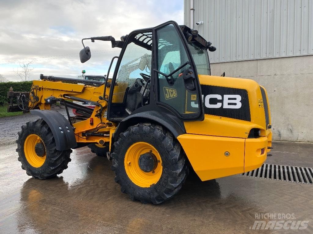 JCB TM 310 S Tarimsal teleskopik yükleyiciler