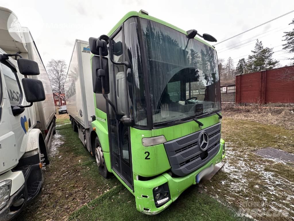 Mercedes-Benz Econic Kapali kasa kamyonlar