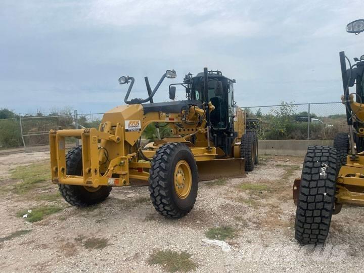 CAT 140 M 2 Greyderler