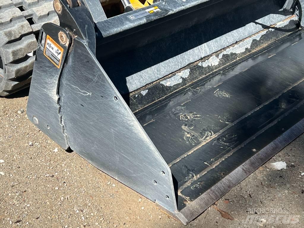 John Deere 333G Skid steer loderler