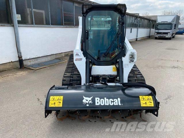 Bobcat T590E Skid steer loderler