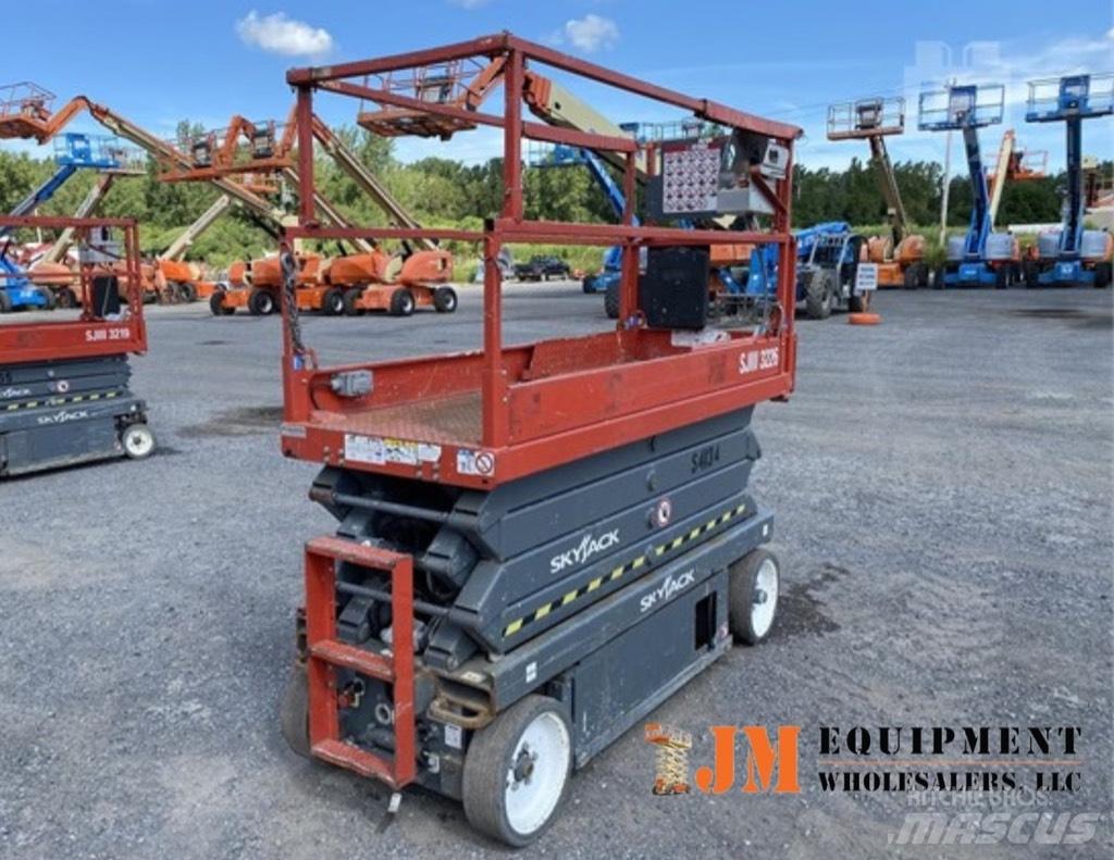 SkyJack SJ III 3226 Makasli platformlar