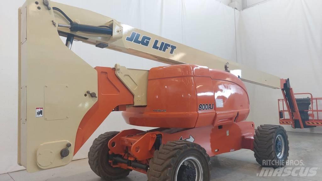 JLG 800 AJ Körüklü personel platformları