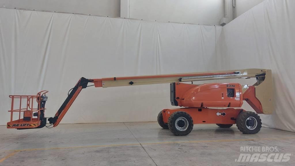 JLG 800 AJ Körüklü personel platformları