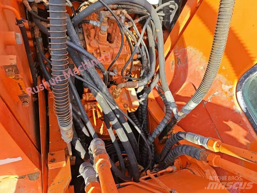 Doosan DH 150 W-7 Lastik tekerli ekskavatörler
