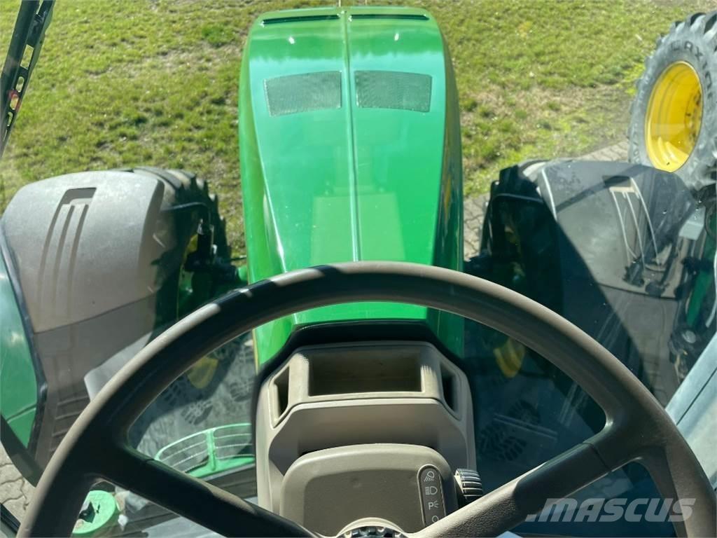 John Deere 8335R Traktörler