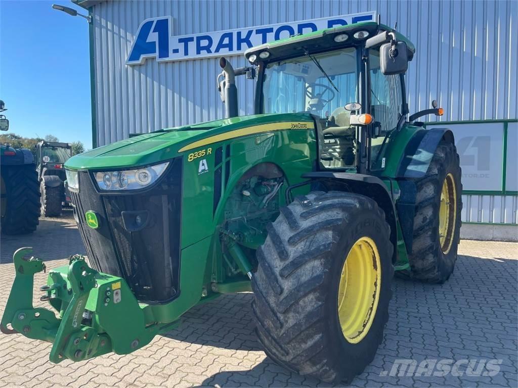 John Deere 8335R Traktörler