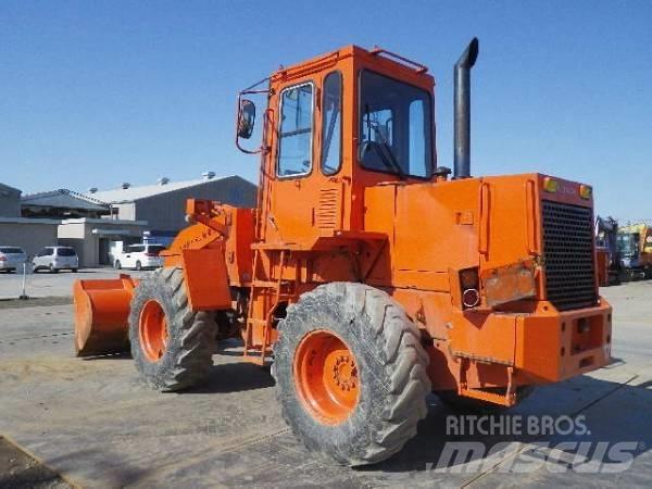 Hitachi LX70 Tekerlekli yükleyiciler