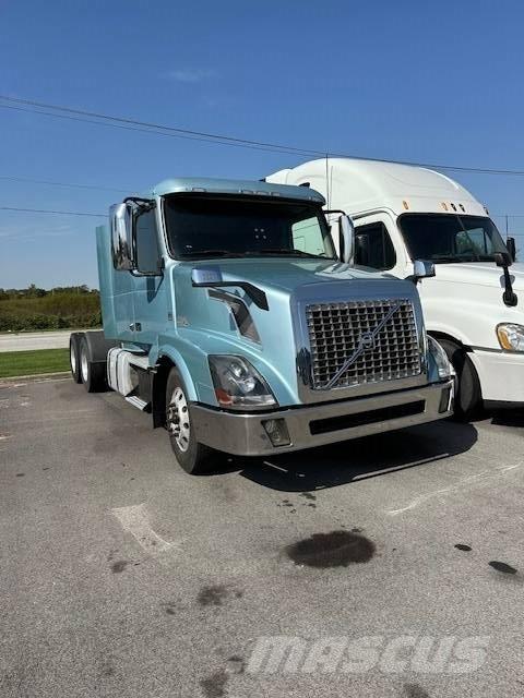 Volvo VNL 430 Çekiciler