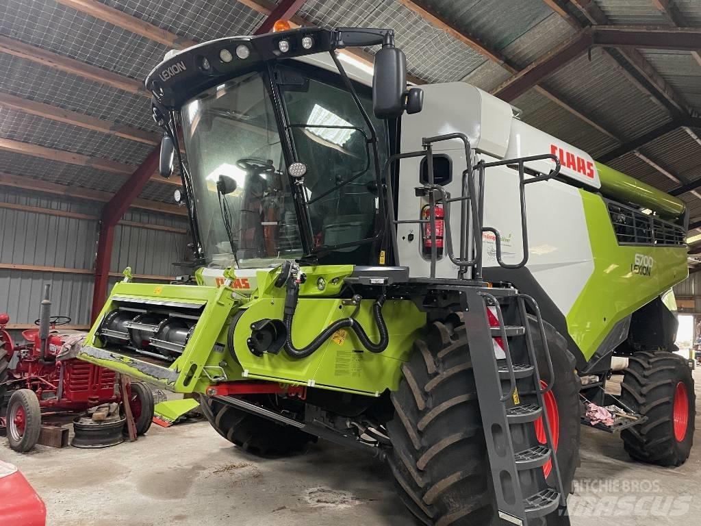 CLAAS Lexion 6700 Biçerdöverler