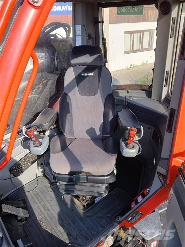 Komatsu 931 XC Biçerdöverler