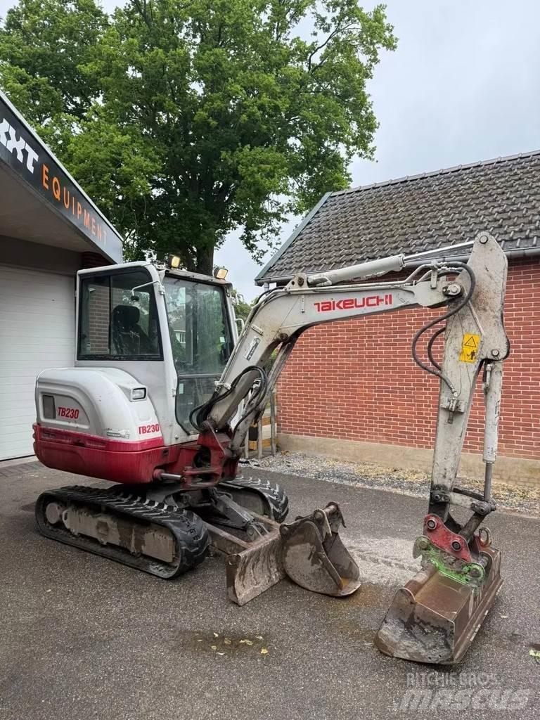 Takeuchi TB230 Mini ekskavatörler, 7 tona dek