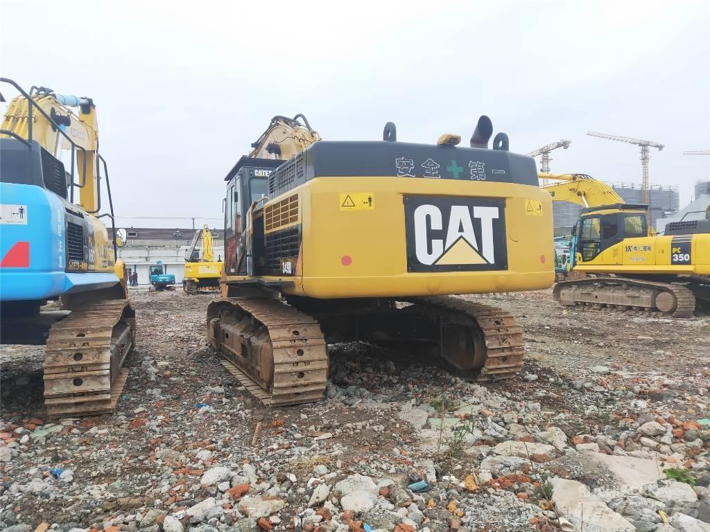 CAT 349 D Paletli ekskavatörler