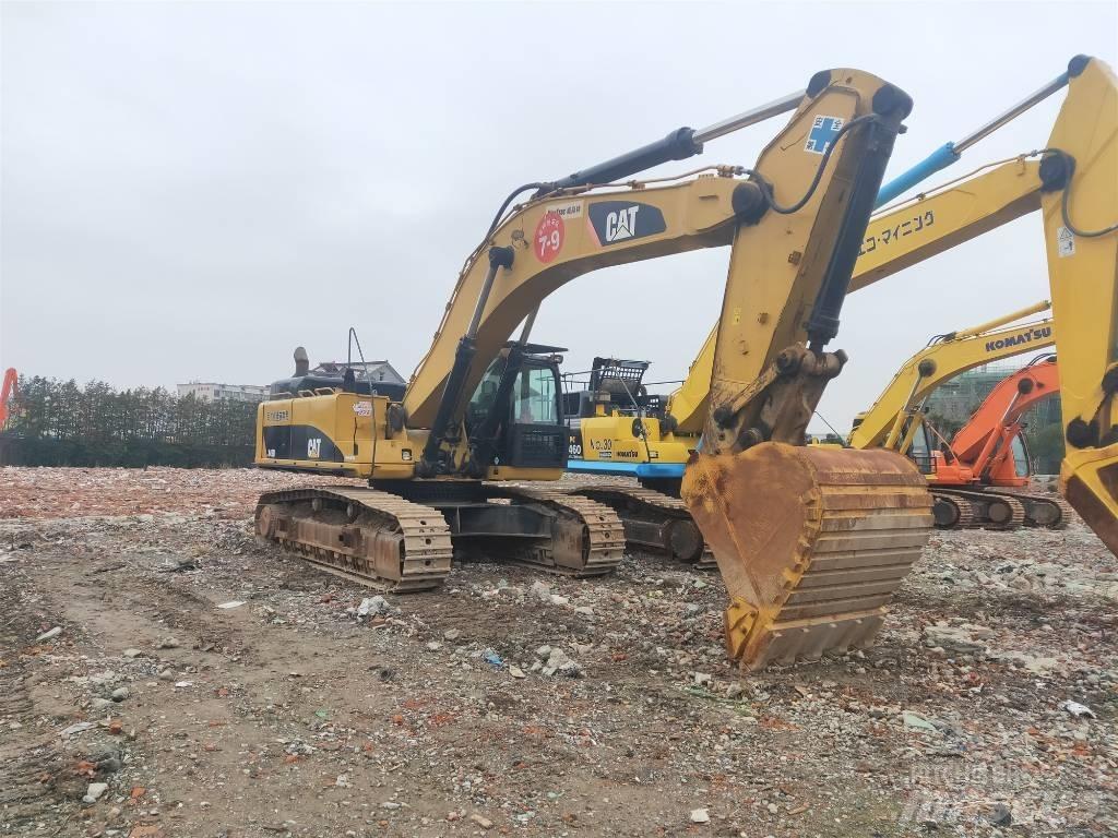 CAT 349 D Paletli ekskavatörler