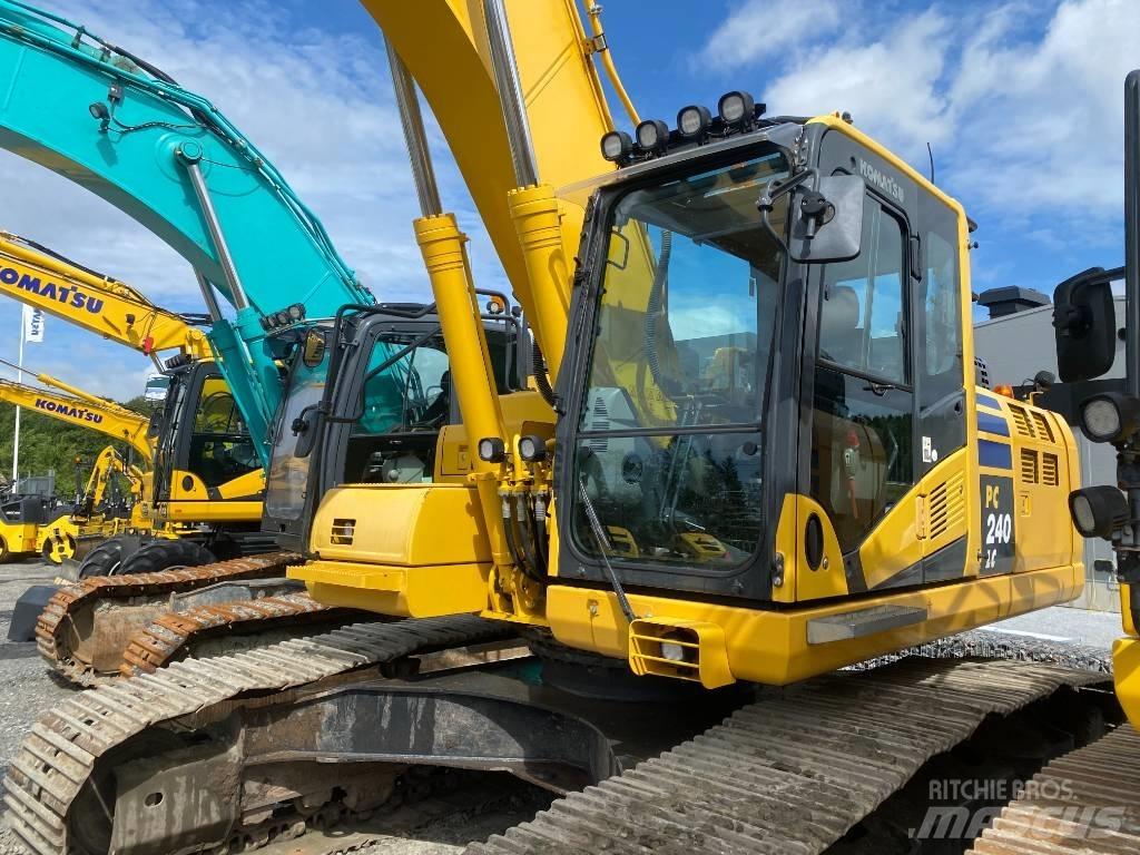 Komatsu PC 240 LC Paletli ekskavatörler