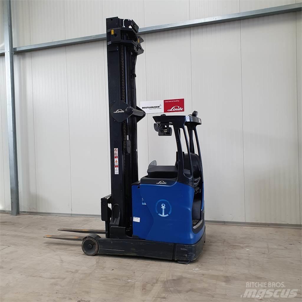 Linde R16HD Reach truck - depo içi istif araçları