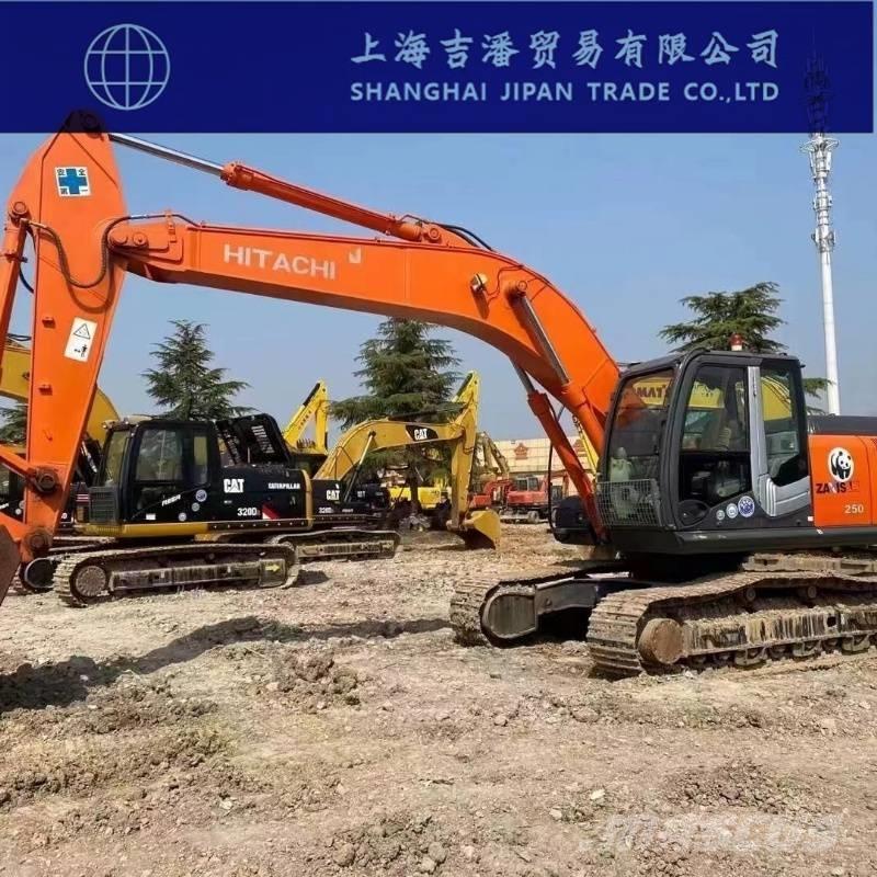 Hitachi ZX 250 Paletli ekskavatörler