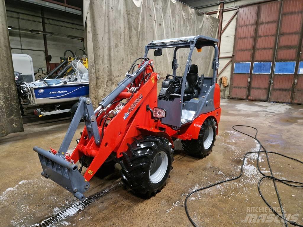Flexitrac 1226 Çok amaçlı yükleyiciler