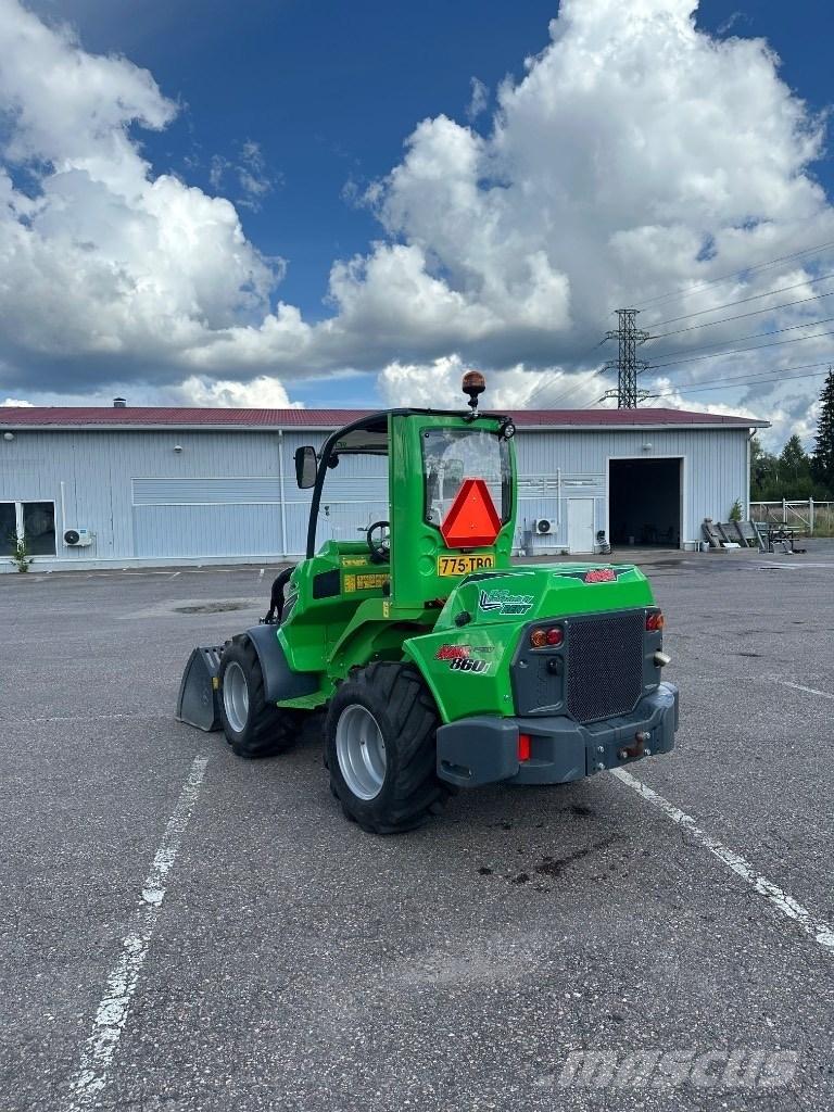 Avant 860 i Mini yükleyiciler