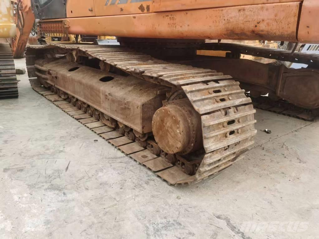 Doosan DX 300 LC Paletli ekskavatörler