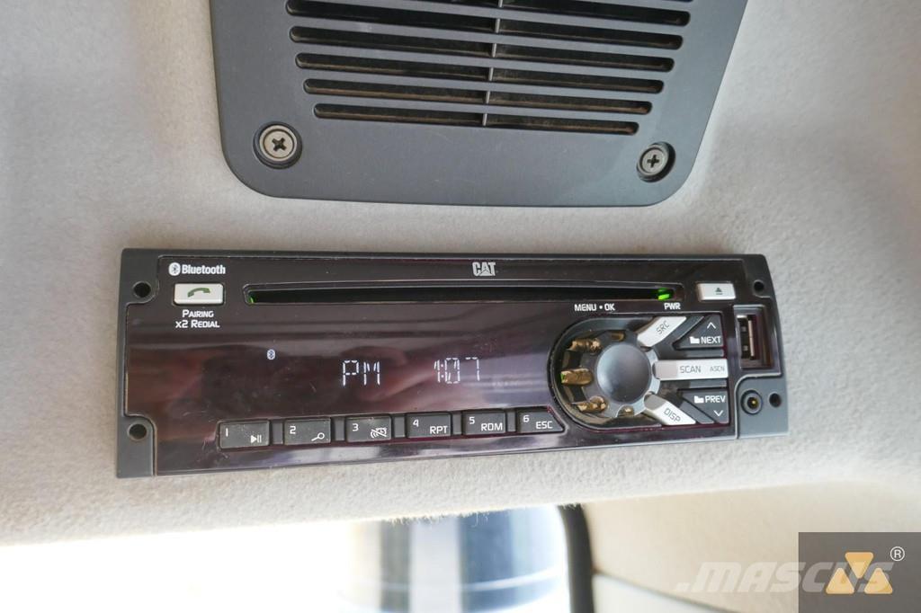 CAT 325F LCR Paletli ekskavatörler