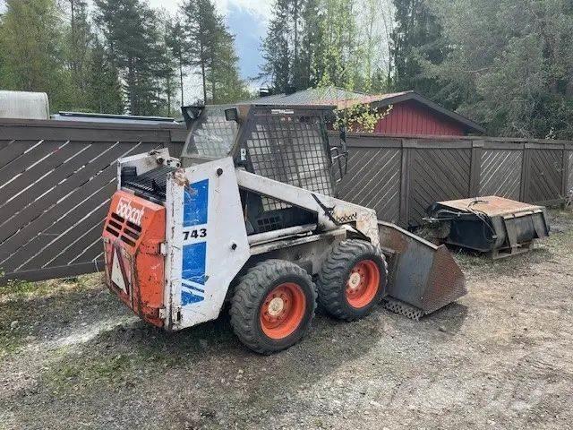 Bobcat 743 Skid steer loderler