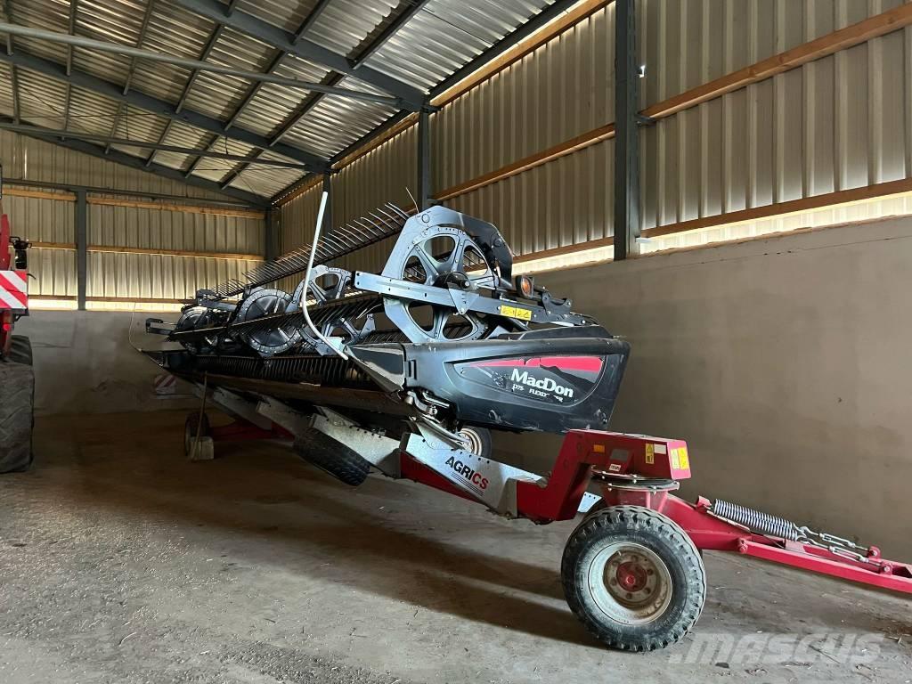 MacDon FD 75 Biçerdöver kafaları