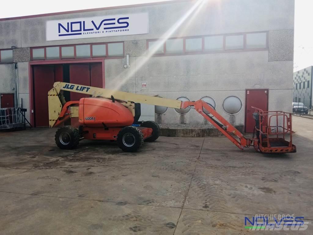 JLG 600AJ Körüklü personel platformları