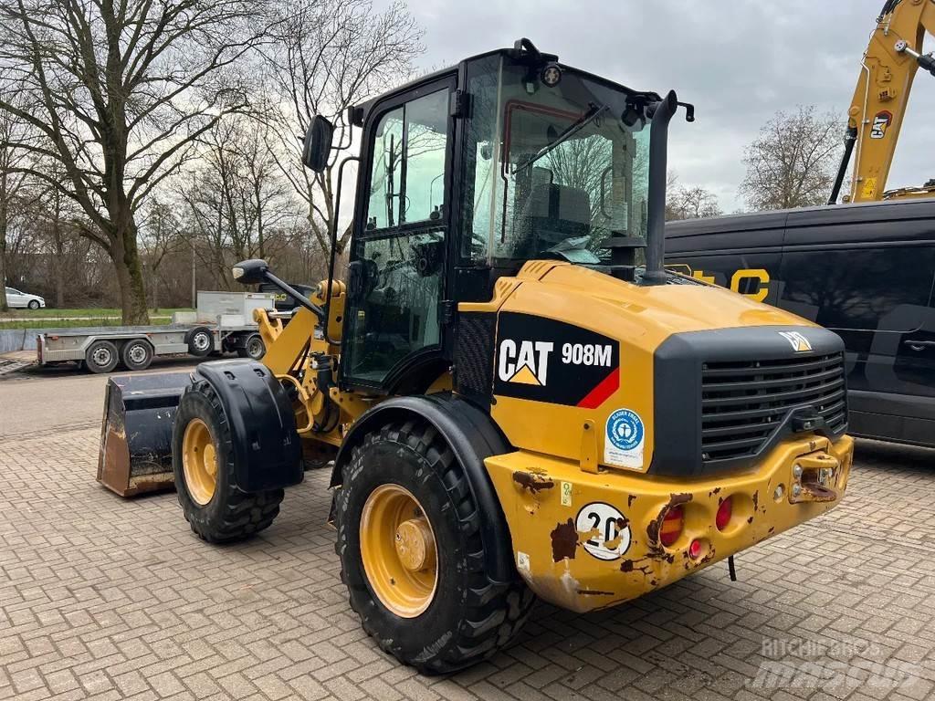 CAT 908M Tekerlekli yükleyiciler