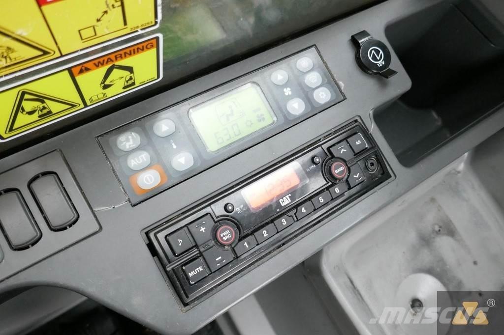 CAT 349FL Paletli ekskavatörler