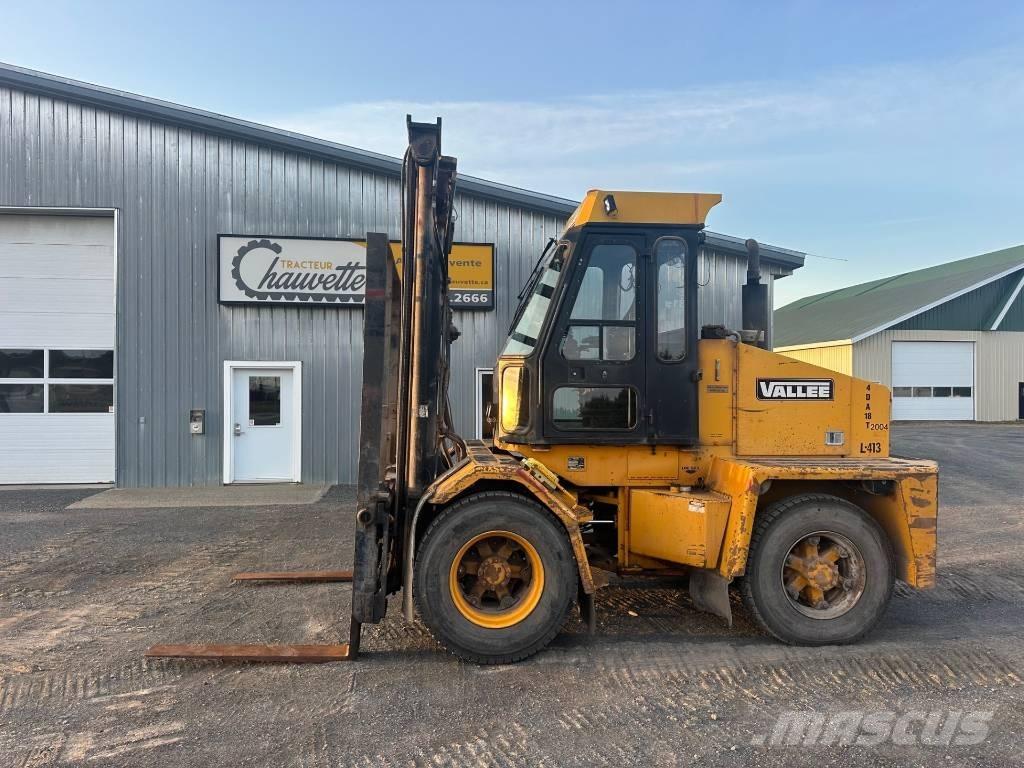 Vallee 4DA18T Arazi tipi forklift