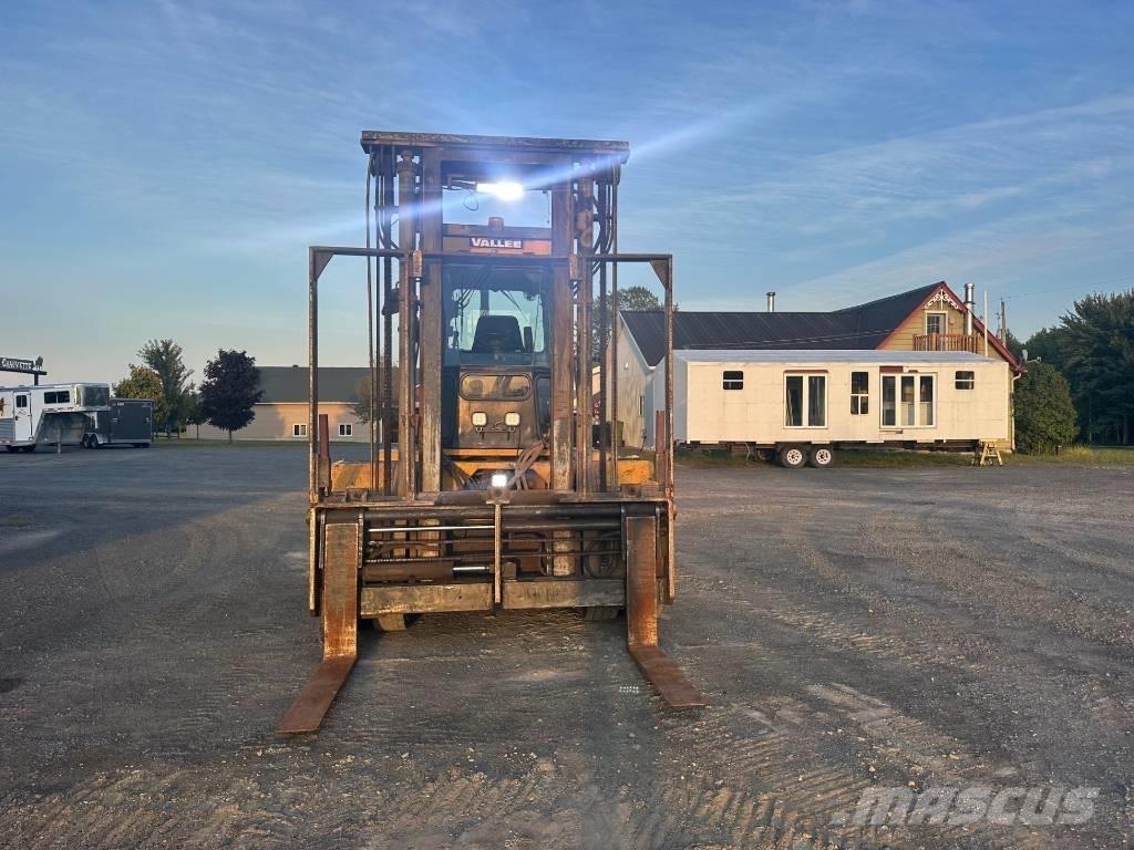 Vallee 4DA18T Arazi tipi forklift
