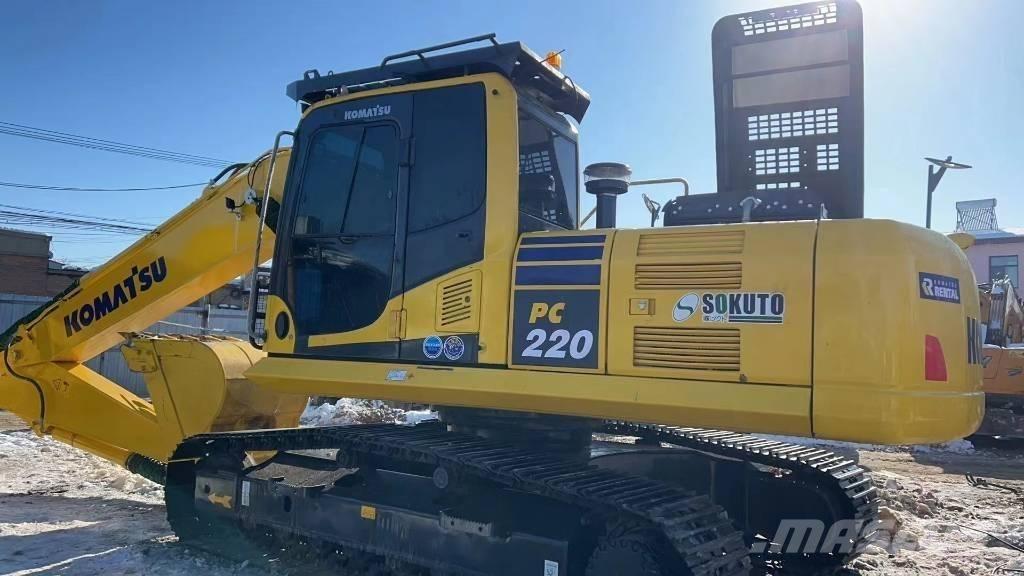 Komatsu PC 220-8 Paletli ekskavatörler